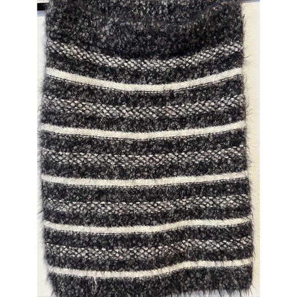 Zara Skirt Womens Small Grey Faux Fur Wool Blend Pencil Mini Tweed Metallic - Picture 2 of 8